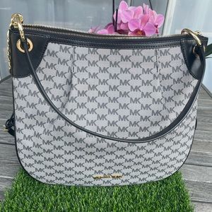 Michael Kors Jet set Large convertible shoulder